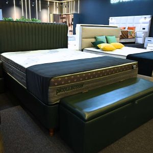 Set krevet, madrac, noćni ormarići OPHELIE - eksponat